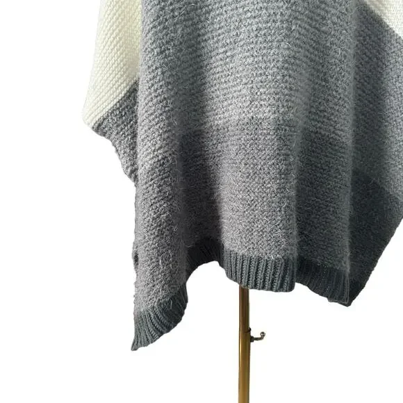 Vince Camuto Colorblock Turtleneck Sweater Grey White Poncho Shrug Thick Warm OS - Picture 13 of 16